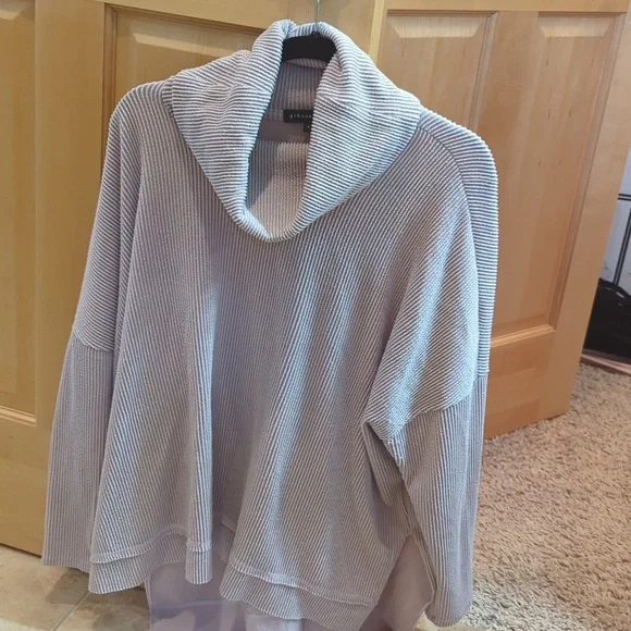 Gibson look - cowl neck - Picture 1 of 3